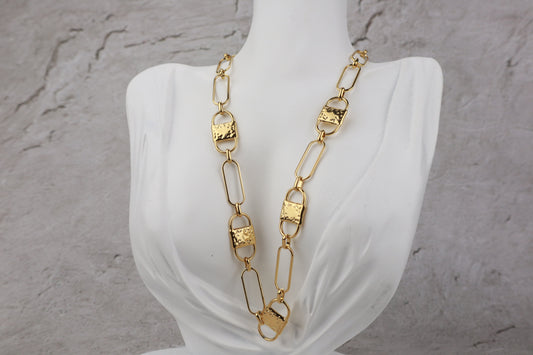 Κολιέ λουκέτο